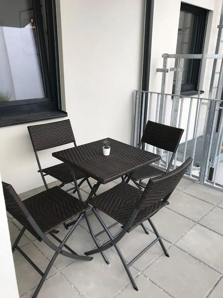 Apartman Home Away From Home Bécs